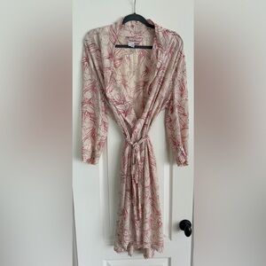 Mary Jo Bruno 100% Silk Robe Small